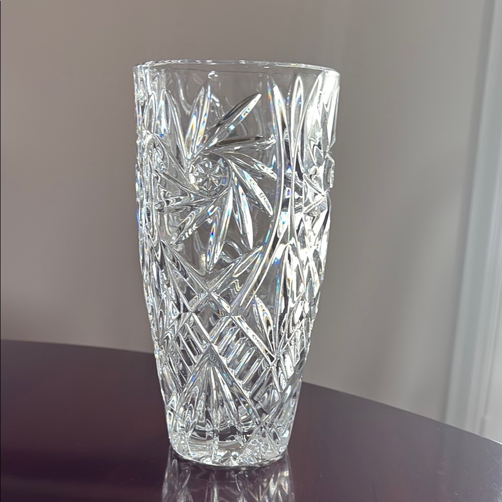 Crystal pinwheel Vase Tall Lead Crystal Vase Vintage Crystal 8”